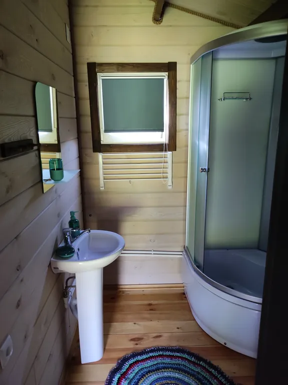 Четырехместный уютный гостевой дом с видом на горы №9