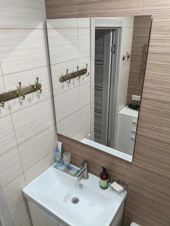 Квартира после ремонта, мебель и техника вся новая