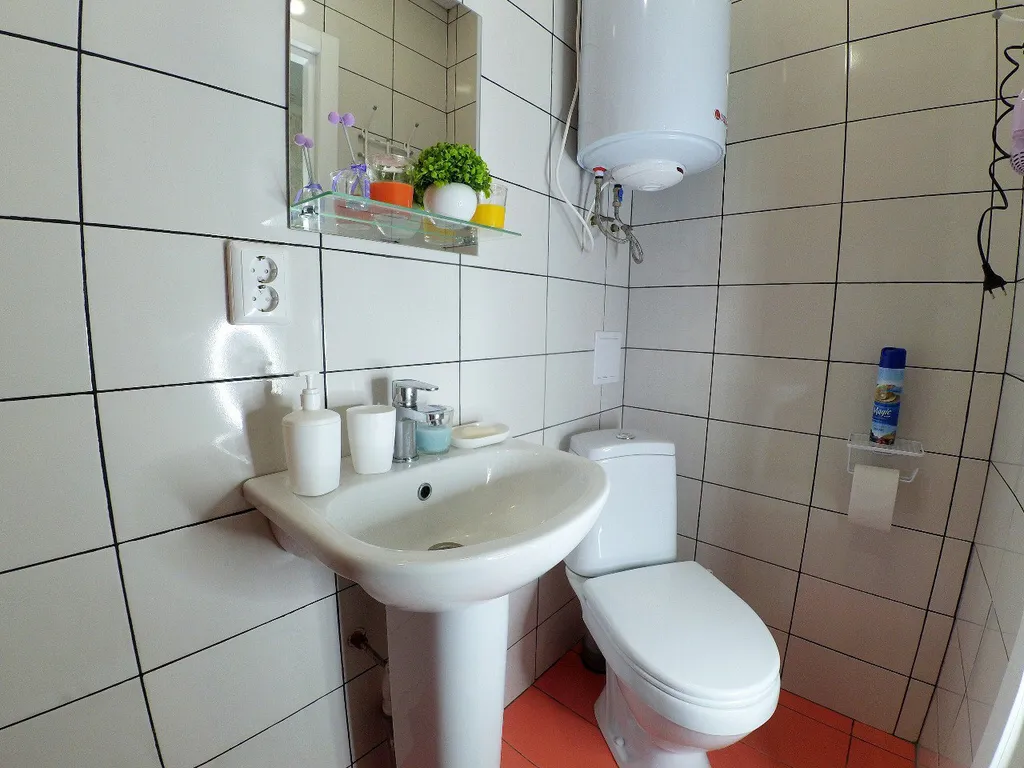 Апартамент Tat House в центре города у станции метро