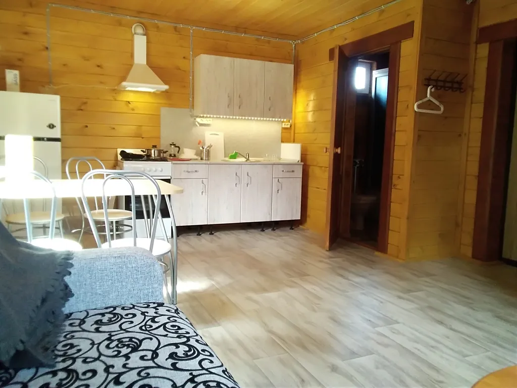 Домик у леса