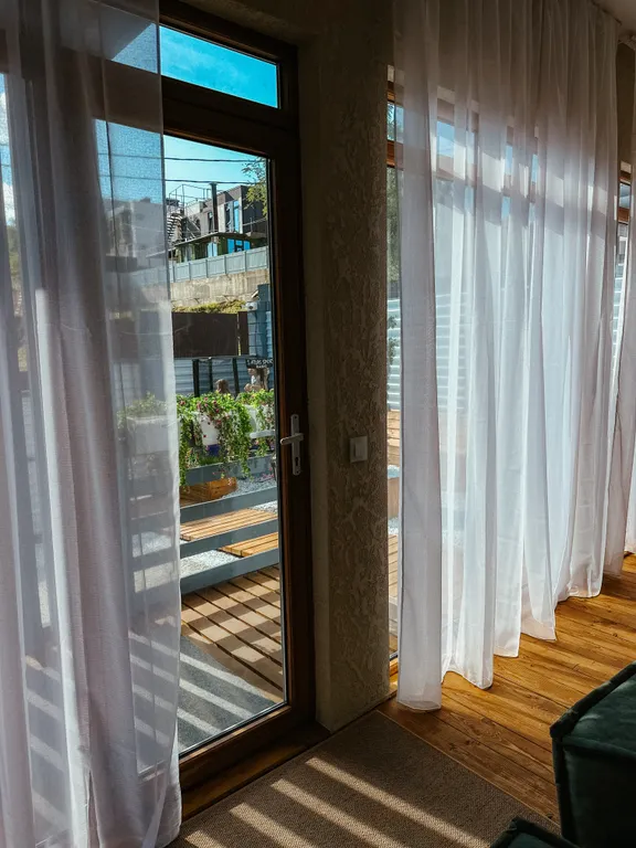 Отдельный дом с баней, террасой,джакузи, парковкой и мангальной зоной