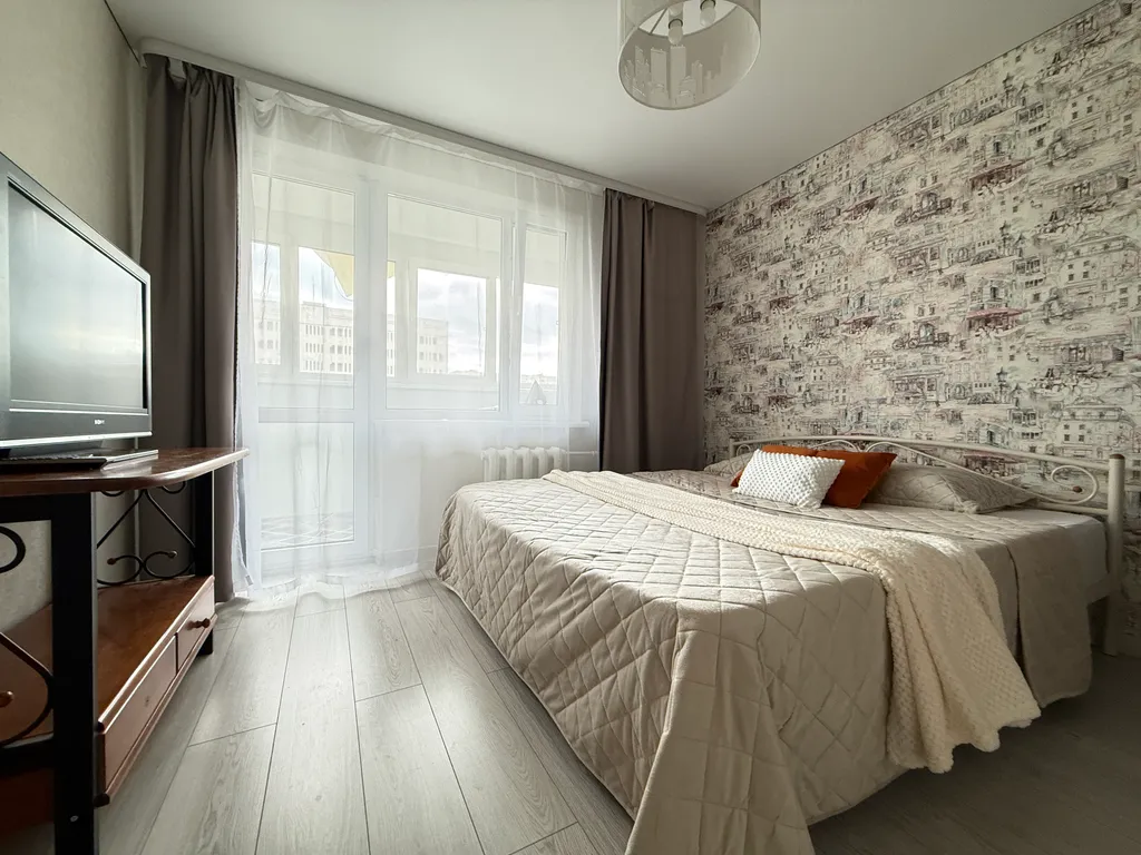 2 комнатная квартира пляж в 5 минутах езды. Парк Победы, Херсонес