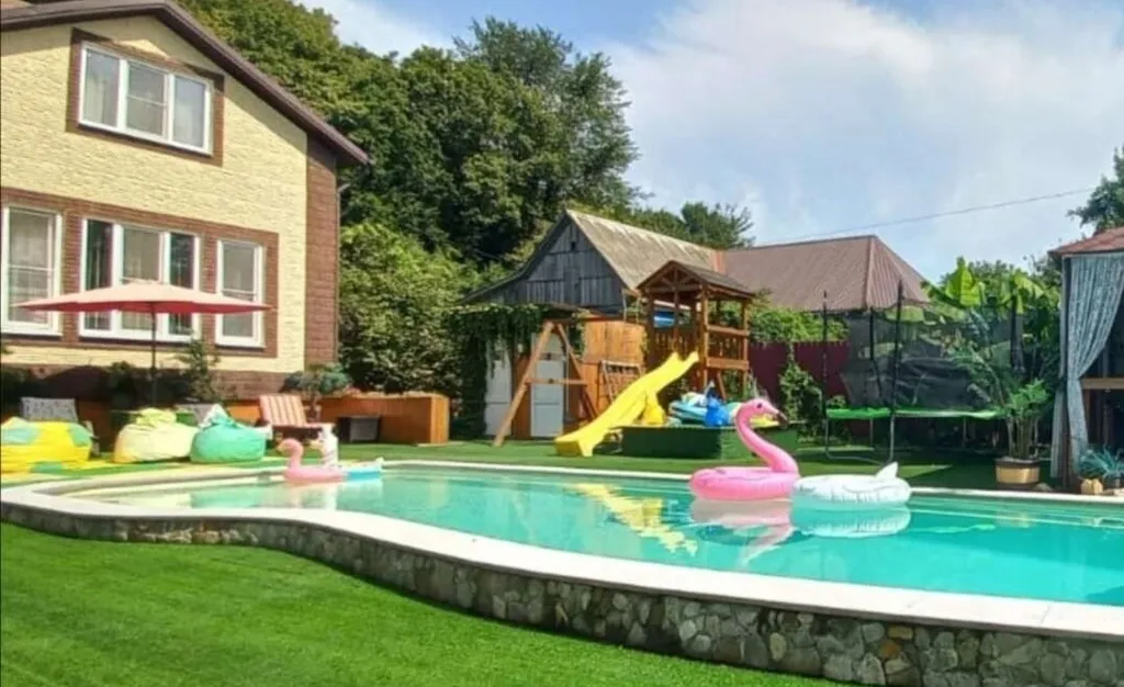 Коттедж Дом 200кв — аренда посуточно в Архипо-Осиповка