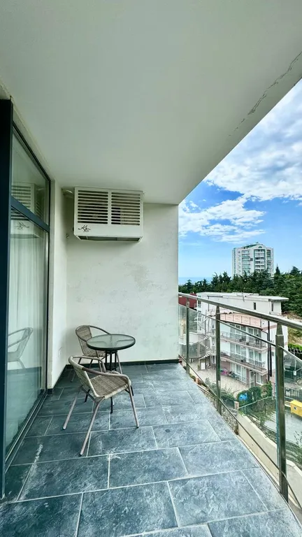 Апартамент с видом на горы и море