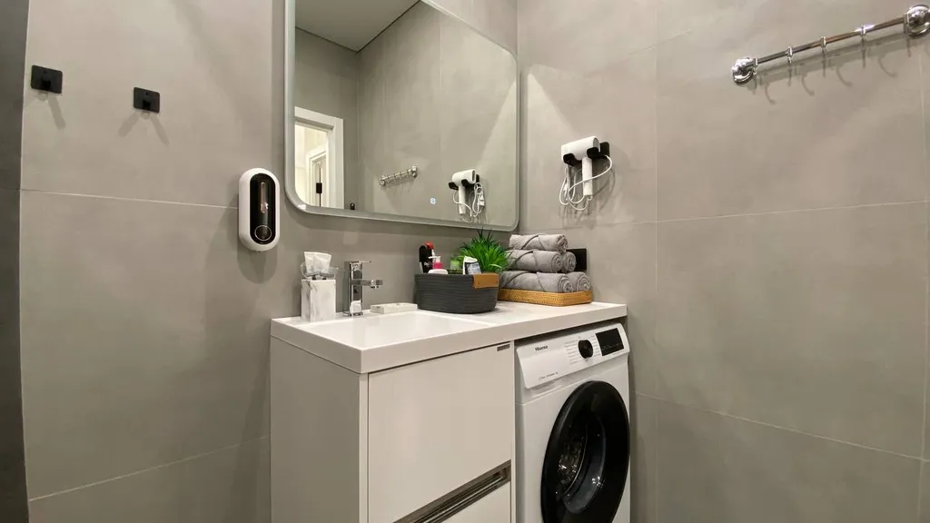 Квартира в спальном районе, 5 минут езды до центра