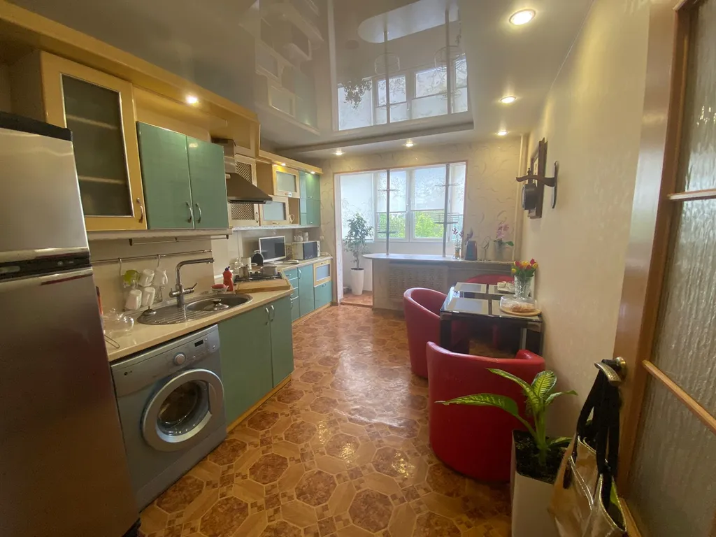 Уютная трёхкомнатнач квартира со всей необходимой техникой