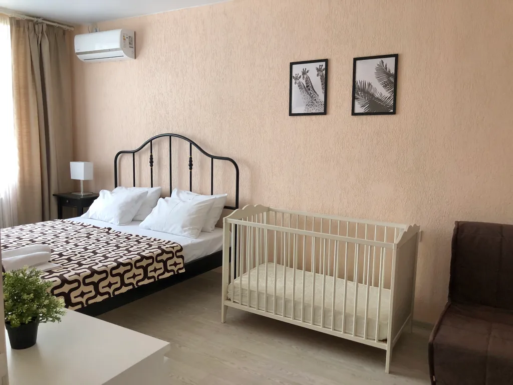 Квартира 1-комнатная квартира с детской кроваткой — Анапа