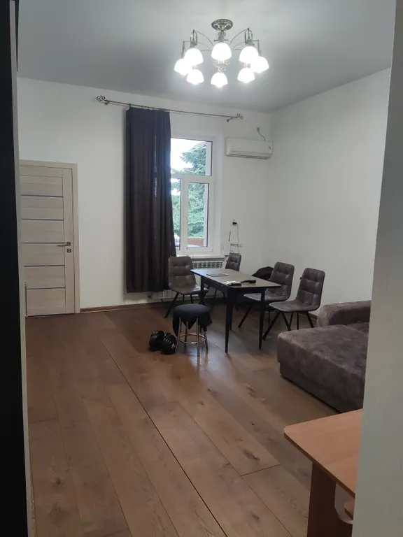 Уютная квартира (таунхаус) в самом центре у набережной