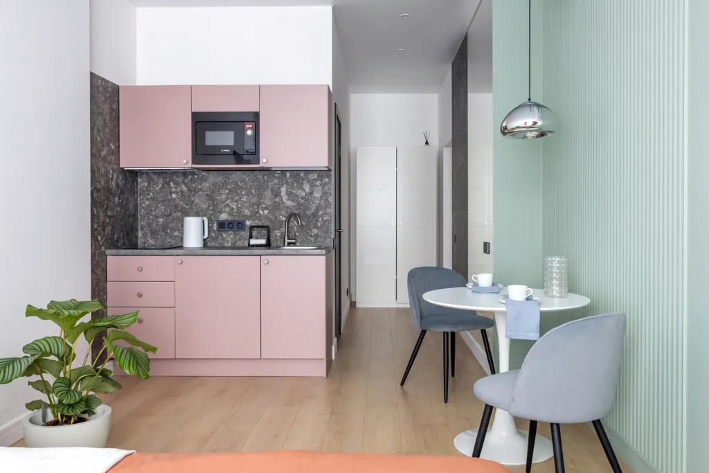 Стильная студия в центре на набережной