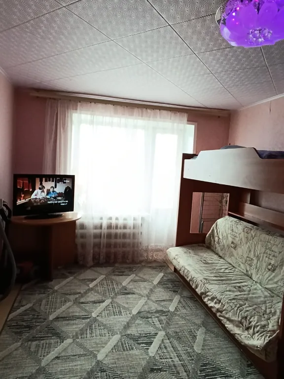 Двухкомнатная квартира район 15 шахты