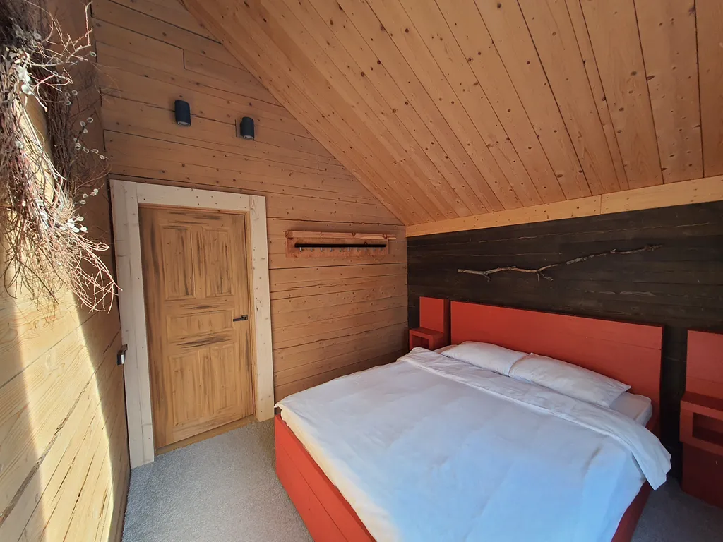 5-комнатный Дом