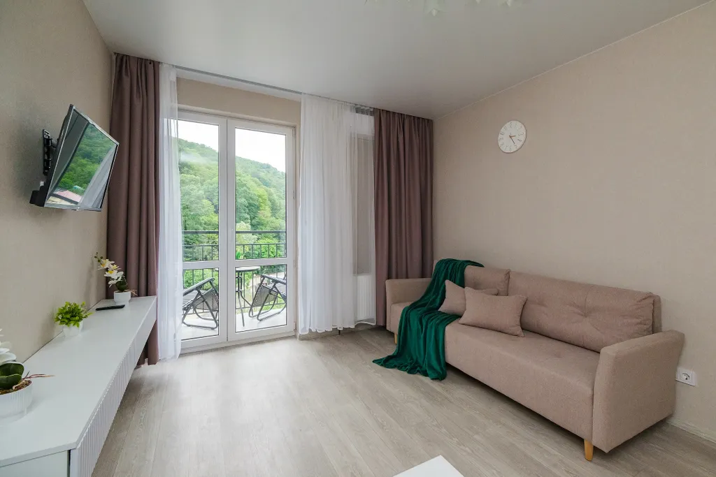 Уютная просторная студия для двоих или с ребёнком