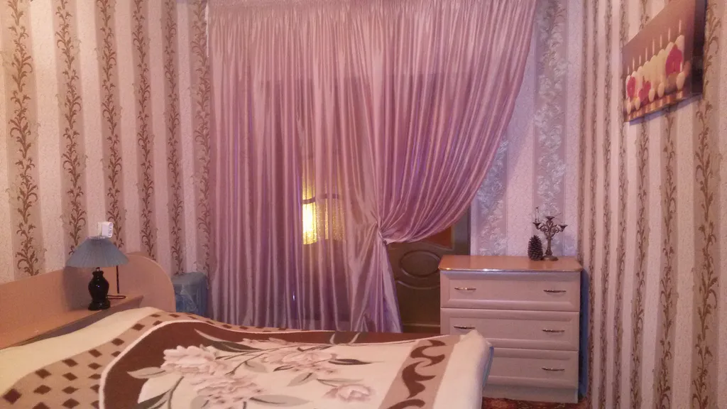 Квартира в центре — аренда посуточно в Пицунда