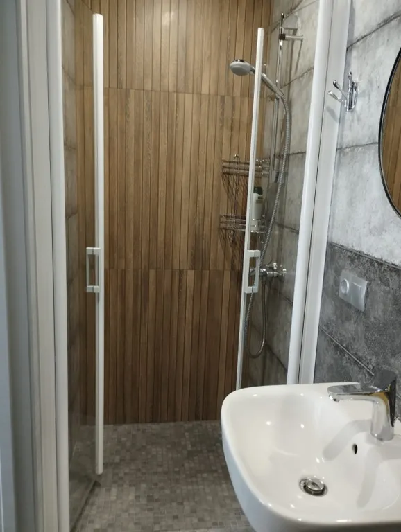 Комната для двоих в центре Агоя