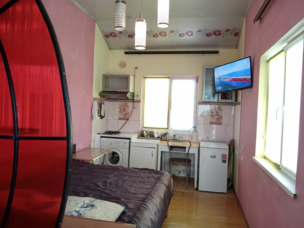 Квартира Уютная студия в центре — аренда посуточно в Черноморское