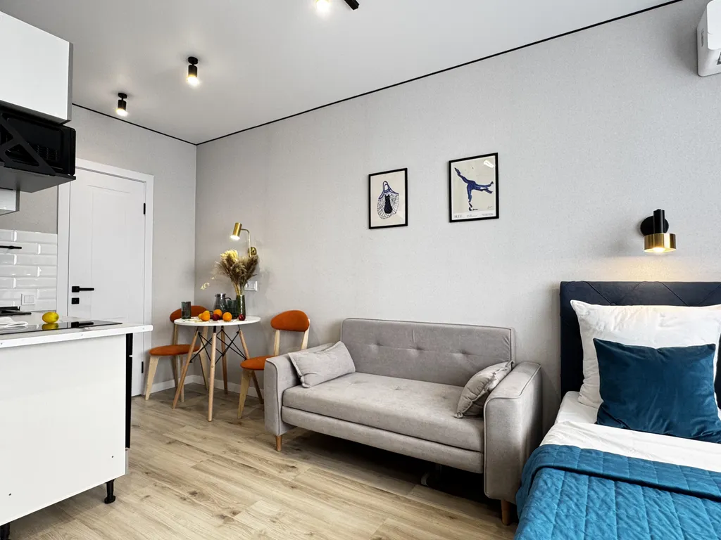 Уютная студия около города еды