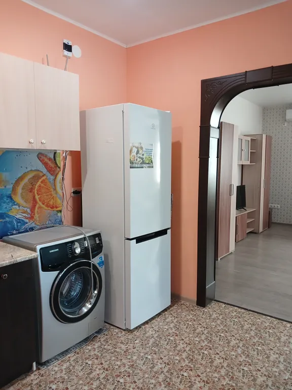 Квартира Жильё для большой семьи недалеко от моря — аренда посуточно в Молочное