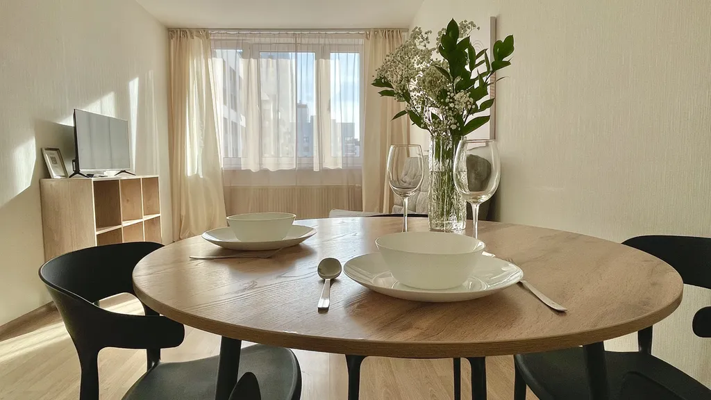 Квартира Квартира Не в отеле, а в квартире рядом с арена авто солнечный — Екатеринбург