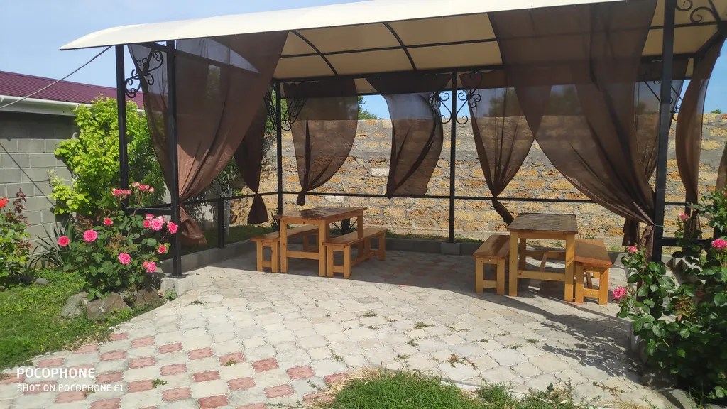 Уютный домик возле моря