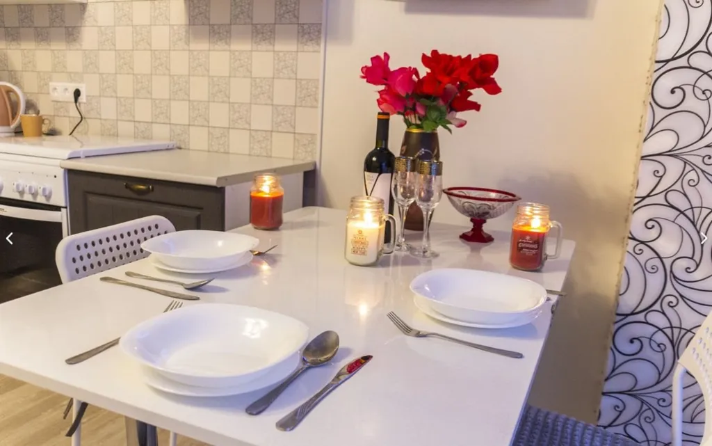 Апартаменты рядом с метро Студенческая и центром Нейрохирургии