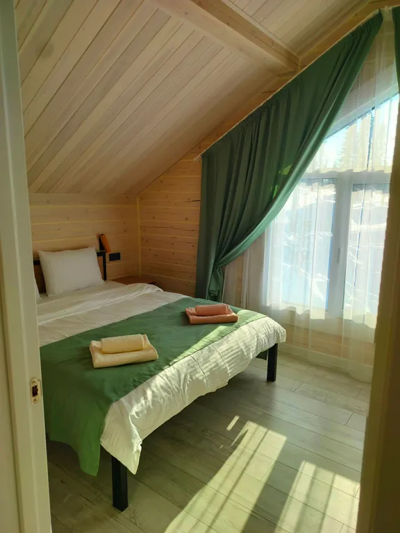 Апартаменты №1 с видом на склоны горы Зеленой