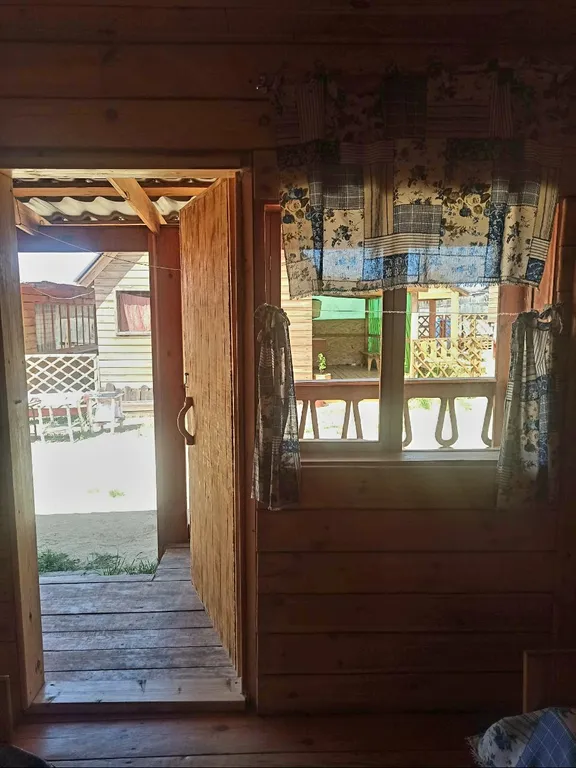 Комната в бюджетном домике