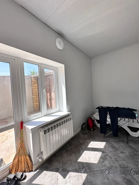 Сдается новый дом у берега моря.