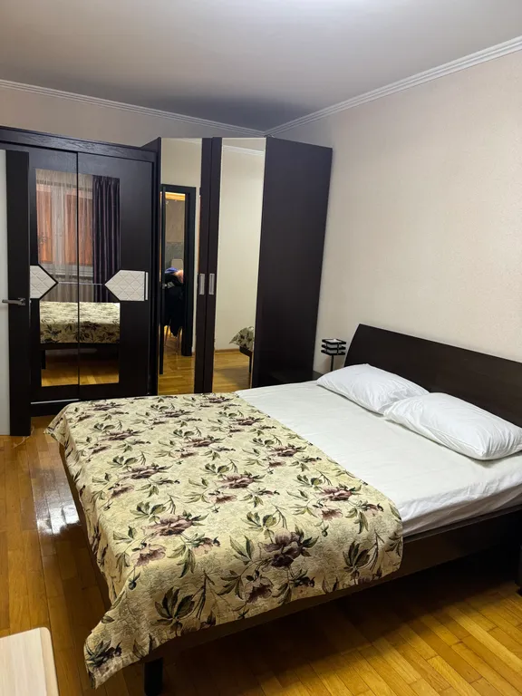 Комфортная двухкомнатная квартира рядом с Горным воздухом!