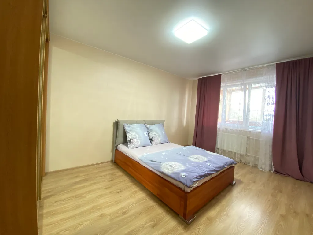 Двухкомнатная квартира рядом с центром