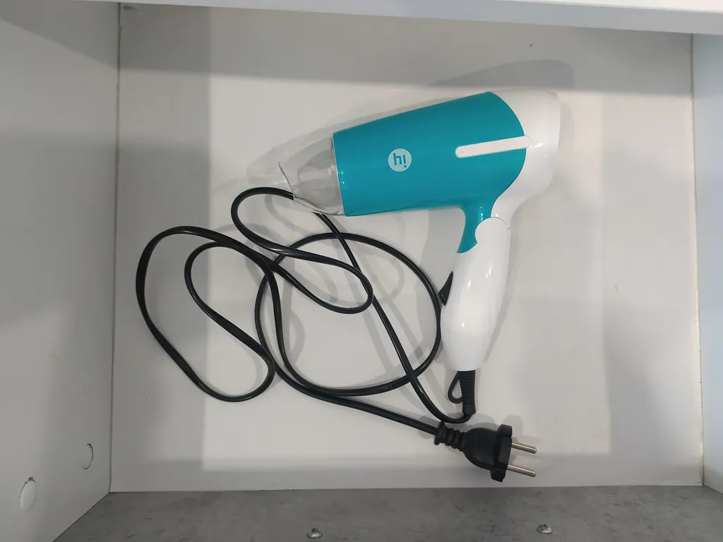 Уютная небольшая студия, 5 минут на метро до центра города