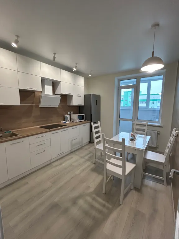 Современная квартира рядом с набережной