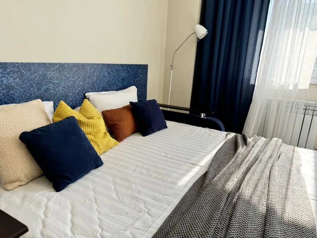 Студия с панорамным видом