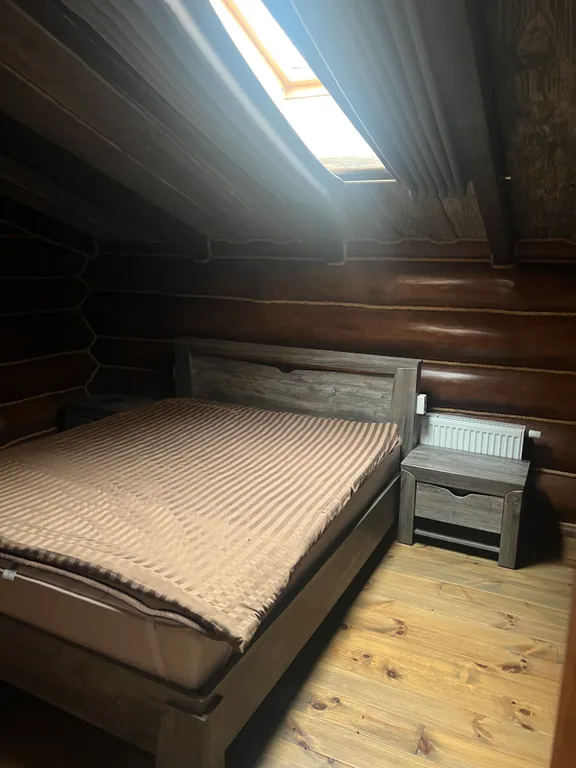 Шале с баней бассейном и видом на озеро