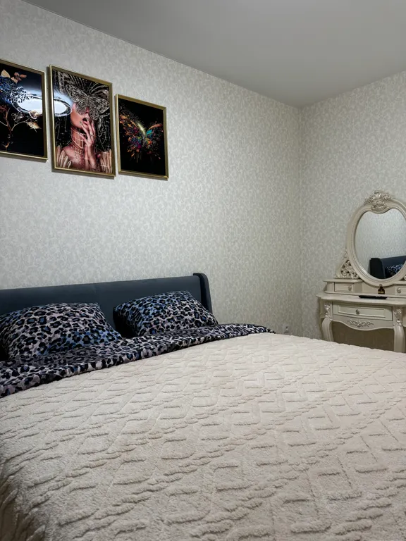 Большая квартира 3-комнатная с мансардой