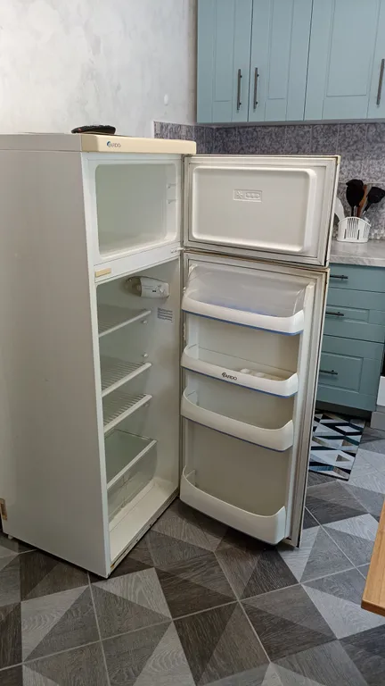 Уютная квартира в жилом районе, рядом с бассейном, магазинами и остановкой