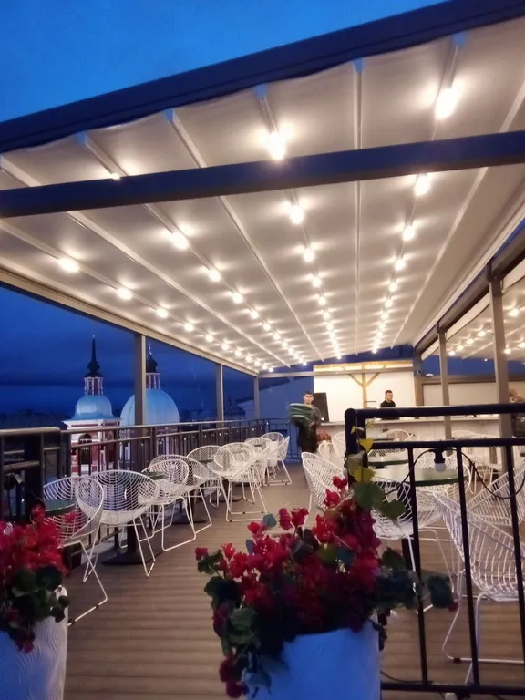 Люкс с балконом