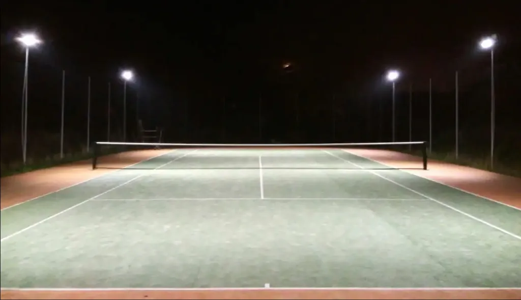 Шале на реке Москва бассейн, корт, сауна и камин