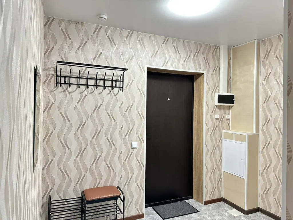 Со свежим ремонтом в ЖК Варяг