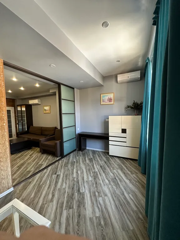 Улучшенный апартамент с видом на горы №1