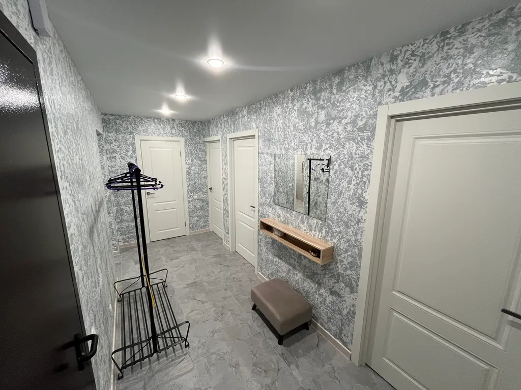 Новая, уютная двухкомнатная квартира недалеко от монастыря