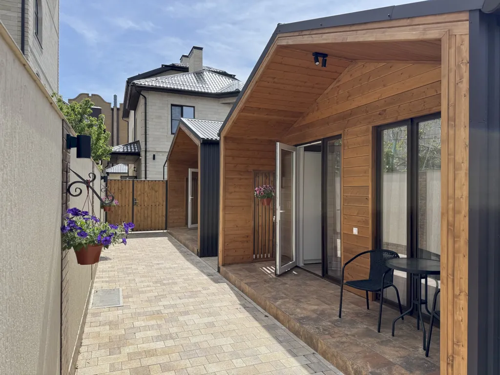 Коттедж Коттедж Барнхаус с террасой и закрытым двором - 7 минут до моря — Геленджик