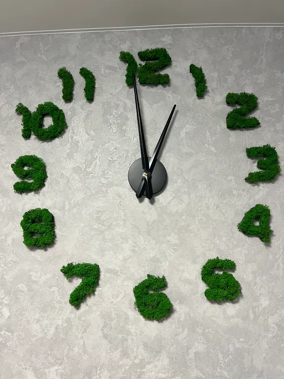 Уютная квартира с видом на проезжающий ретро-поезд