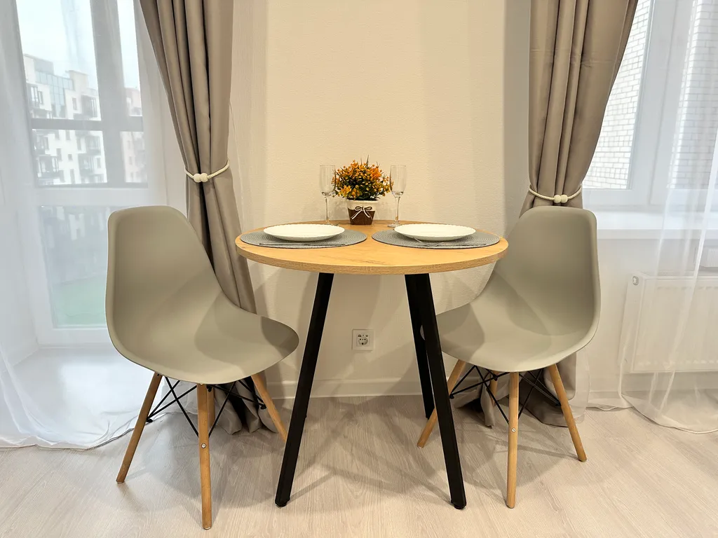 Уютная квартира в центре города, с красивым видом на озеро и двор