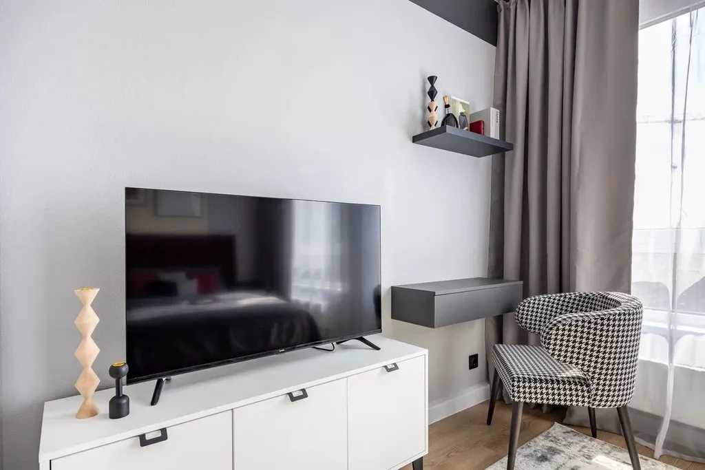 Квартира MaxRealty24 Квартира в 5 минутах ходьбы от станции метро Аминьевская — Москва