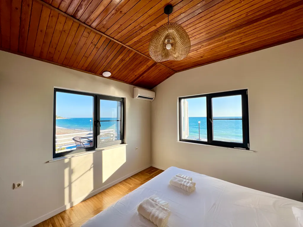 Вилла у моря