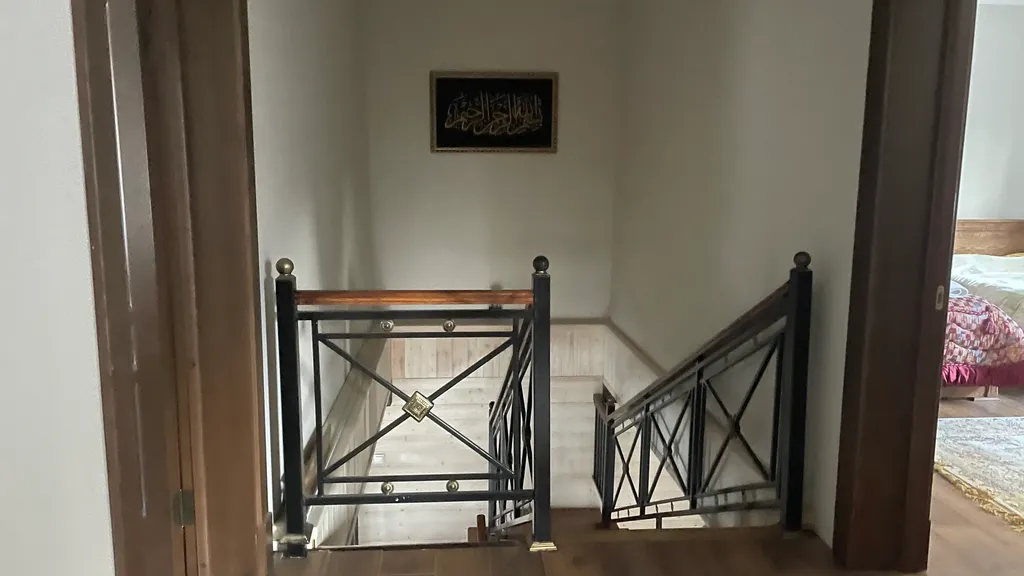 Домик с видом на горы