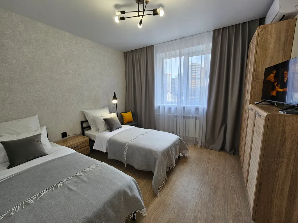 Уютная квартира с новым ремонтом на Университетском