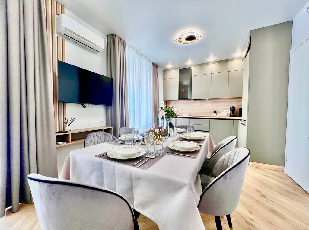 Евро - апартаменты с бассейном