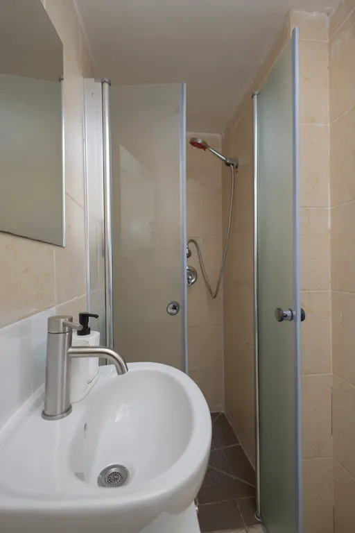 Тихая квартира около порта Тель Авив с бомбоубежищем