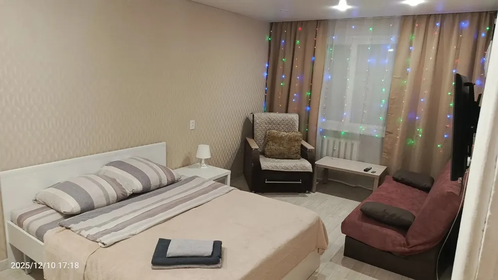 Уютная квартира с раздельными комнатами в центре — аренда посуточно в Псков